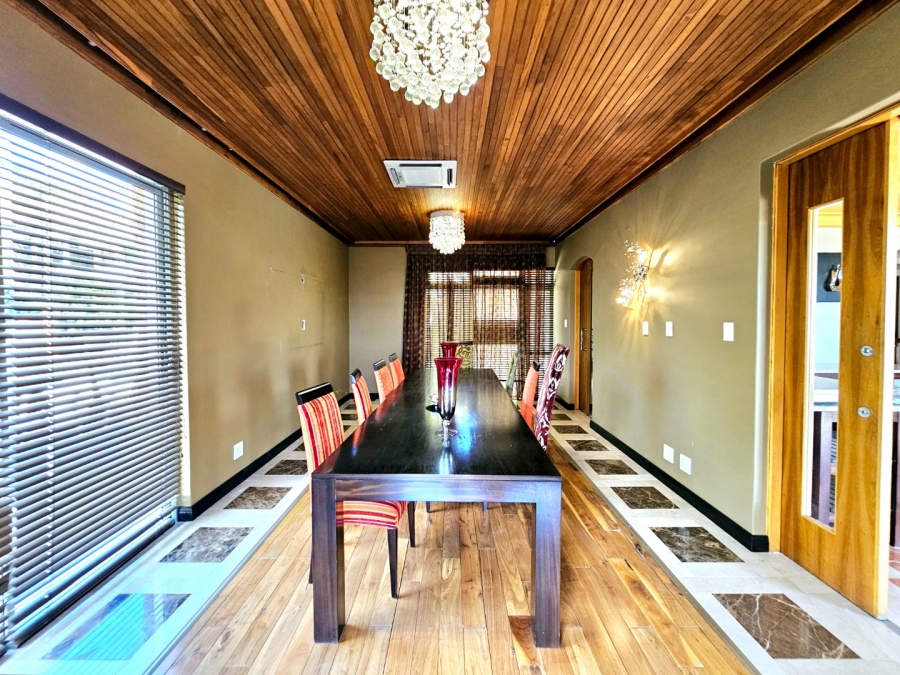 8 Bedroom Property for Sale in Waverley Free State